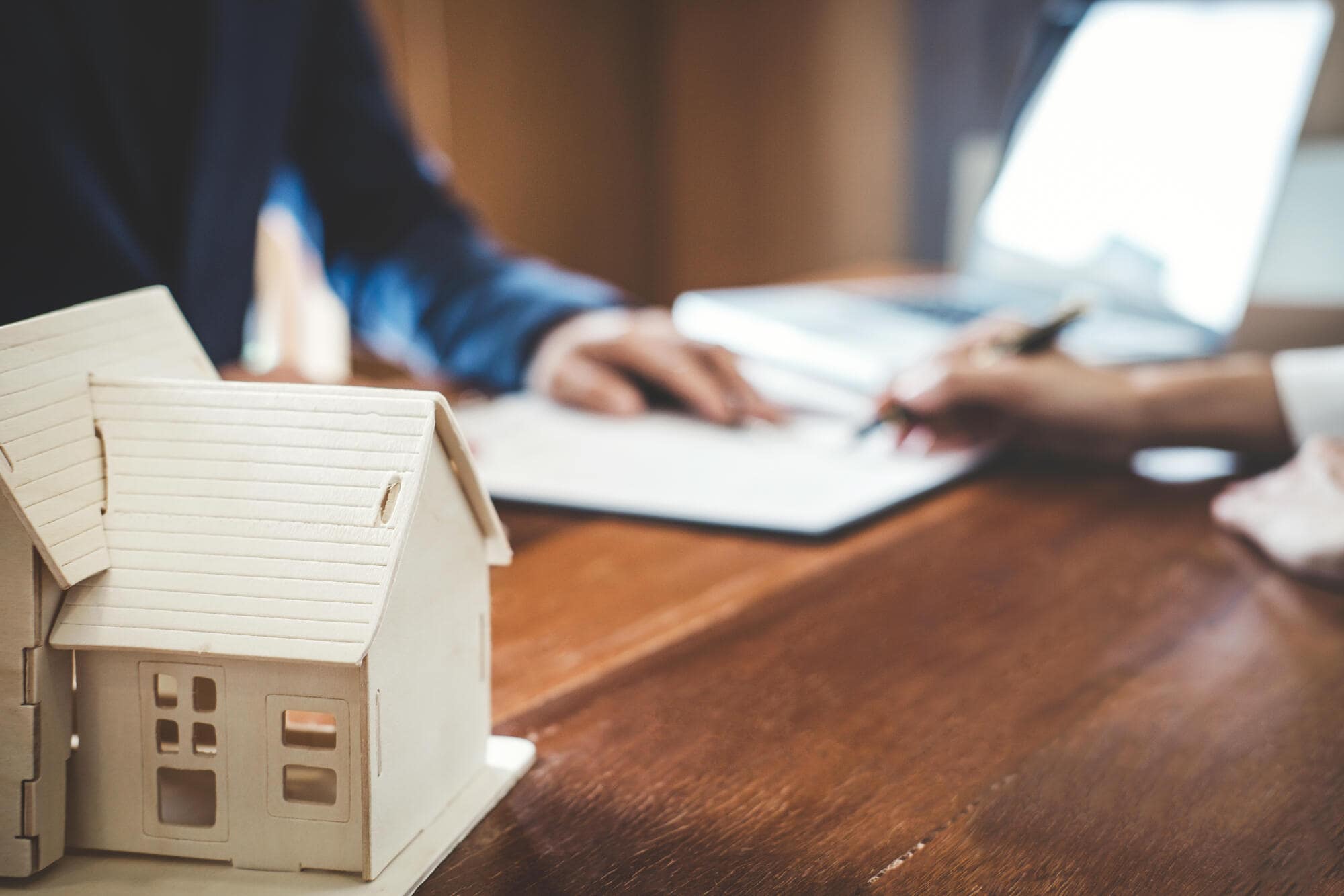 Lease Renewals: Tips for Property Managers in Tampa, FL
